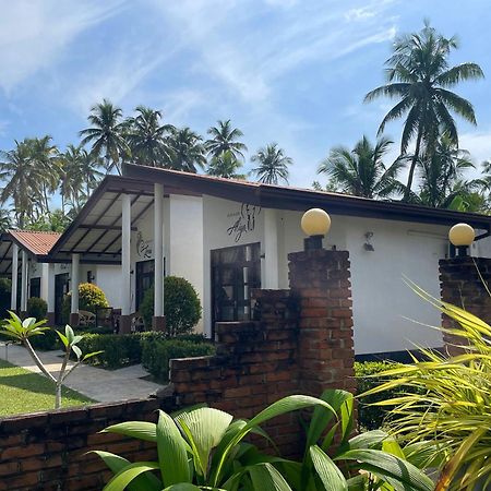 Sanda Eliya Resort Бентота Екстериор снимка